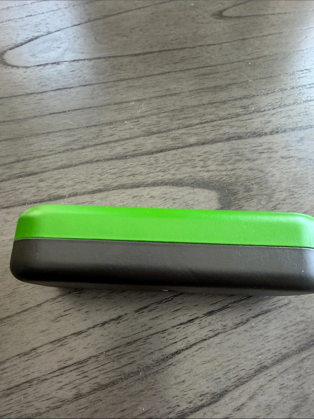 kate spade Bright Green Hard Eyewear Case
